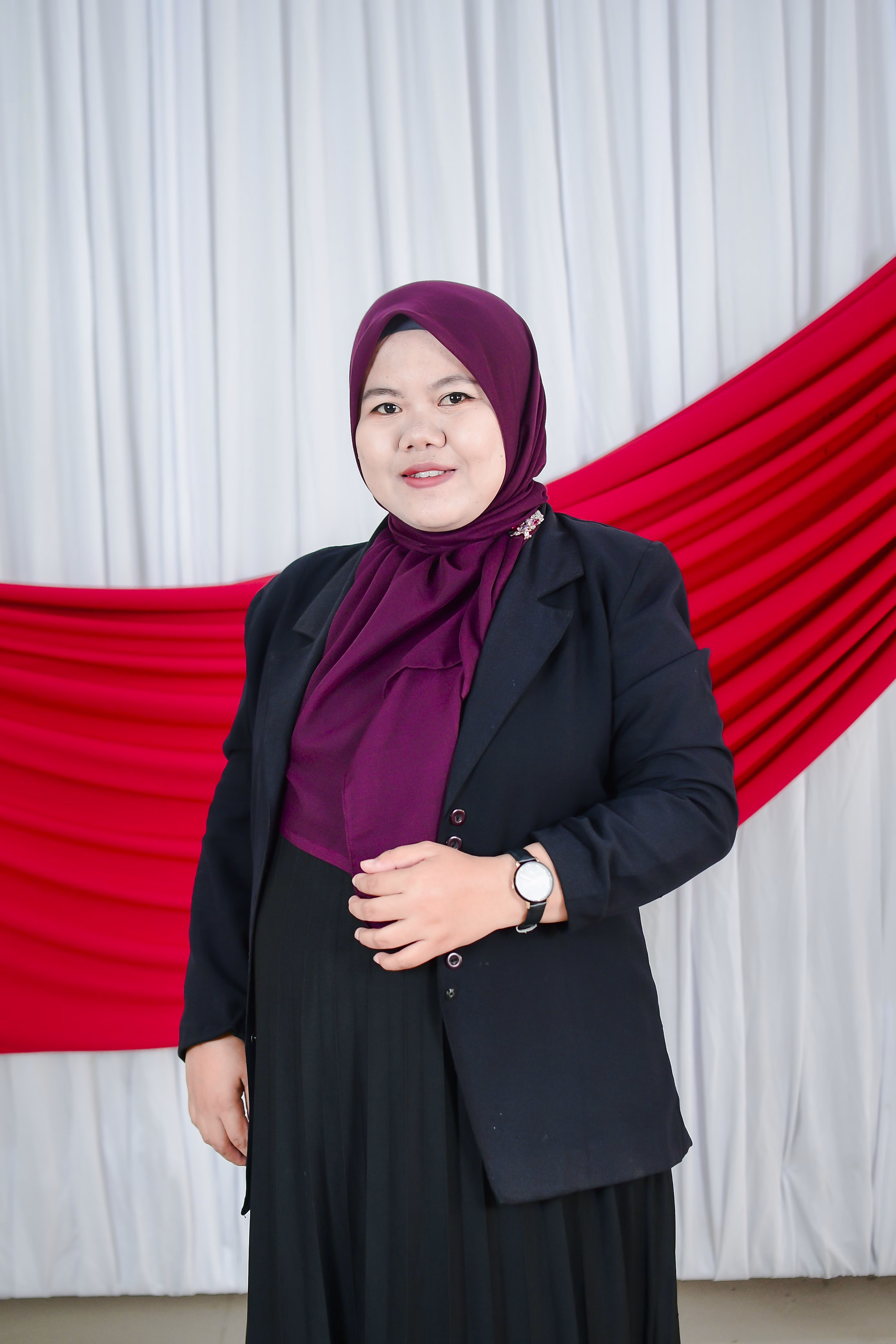 Nur Hasanah, S.Pd., M.Pd